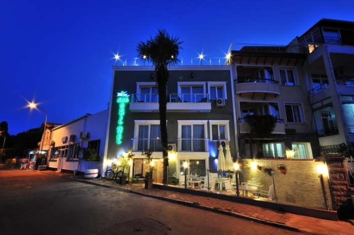 Ada Sahil Hotel Adalar Exterior photo
